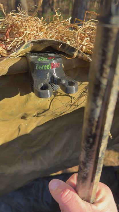 BarrelBiter – Clamp-On Shotgun Holder for Beavertail Boat Blinds
